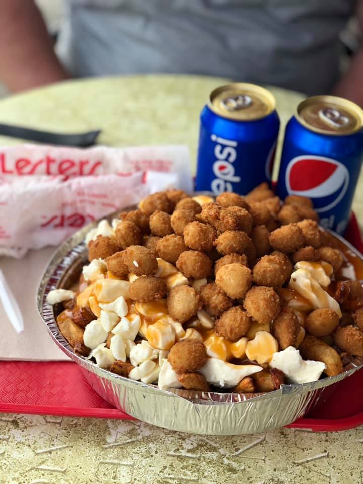 Le poutinault casse croute | 270b Bd Thibeau, Trois-Rivières, QC G8T 6Y4, Canada | Phone: (819) 909-4433