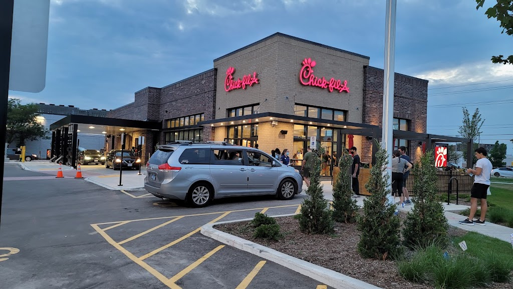 Chick-fil-A | 200, 225 Fairway Rd S Building 200, Unit 0010, Kitchener, ON N2C 1X2, Canada | Phone: (519) 804-9587