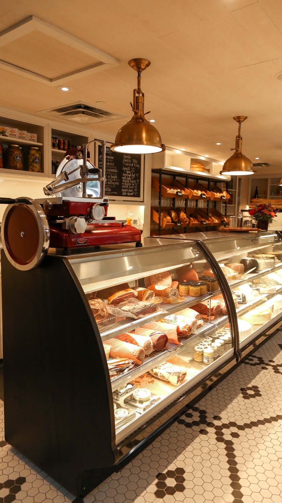 Pane e Circo | 1475 Lower Water St, Halifax, NS B3J 3Z2, Canada | Phone: (902) 421-0756