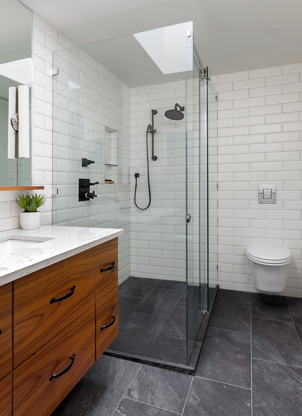 Lana Lounsbury Interiors | 1931 Mt Newton Cross Rd, Saanichton, BC V8M 2A9, Canada | Phone: (250) 665-7795