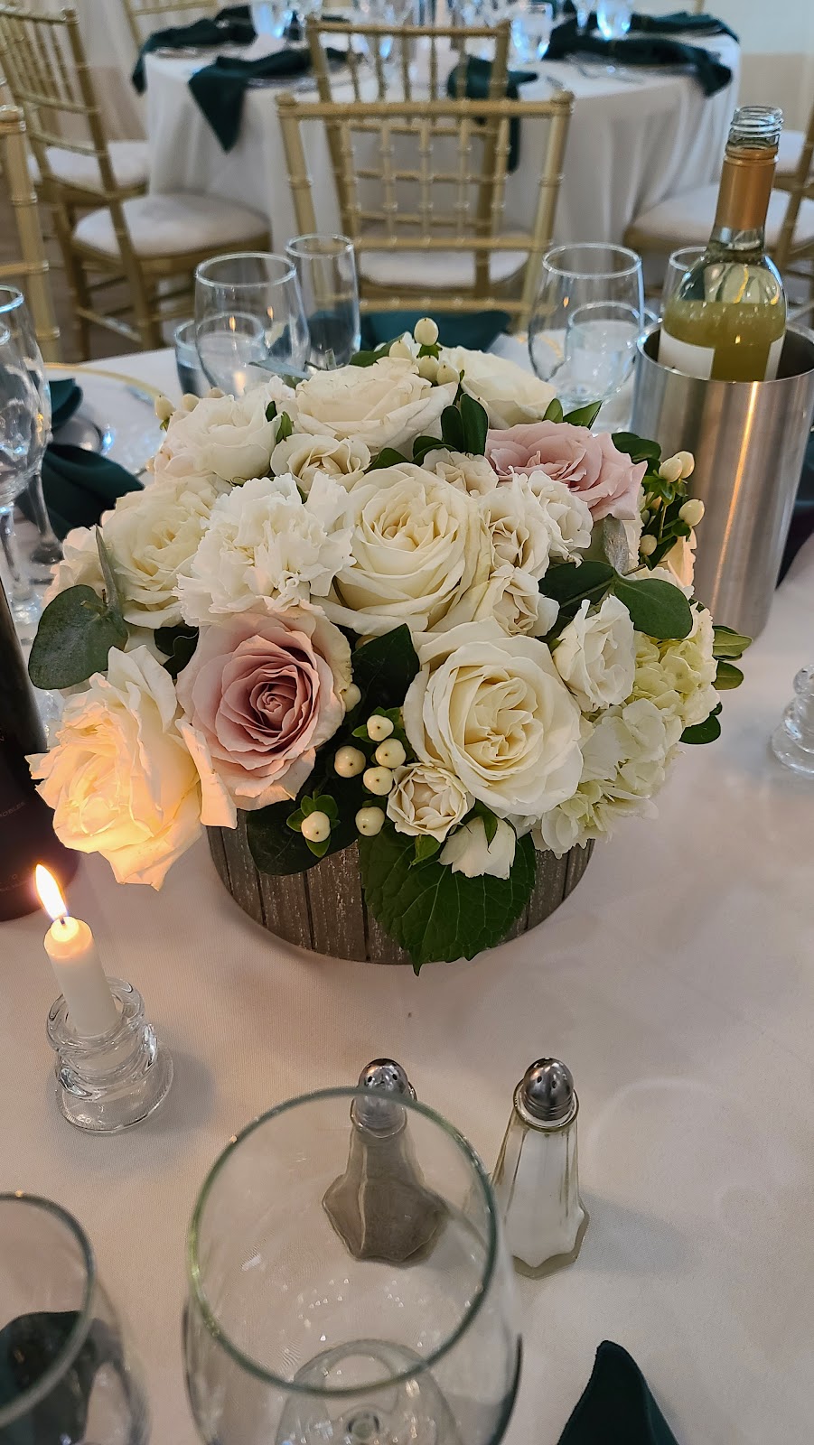 Prairie Rose Florals | 118 4 St, Stirling, AB T0K 2E0, Canada | Phone: (403) 394-4195