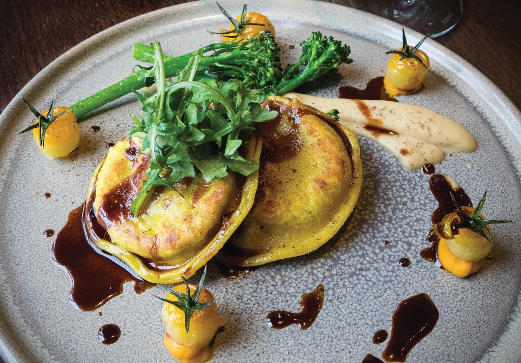Hôtellerie Champêtre | bureau 100, 450 Chemin de Chambly, Longueuil, QC J4H 3L7, Canada | Phone: (514) 861-4024
