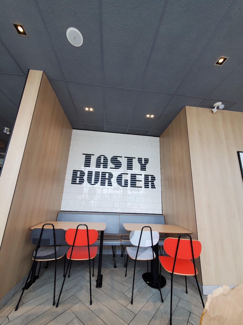 McDonalds | 452 Grand Rd, Campbellford, ON K0L 1L0, Canada | Phone: (705) 632-1344