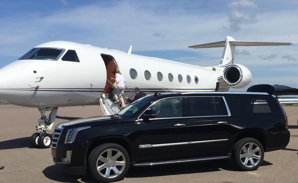 Mississauga Airport Taxis | 3001 Finch Ave W #812, North York, ON M9M 3A9, Canada | Phone: (647) 710-1121