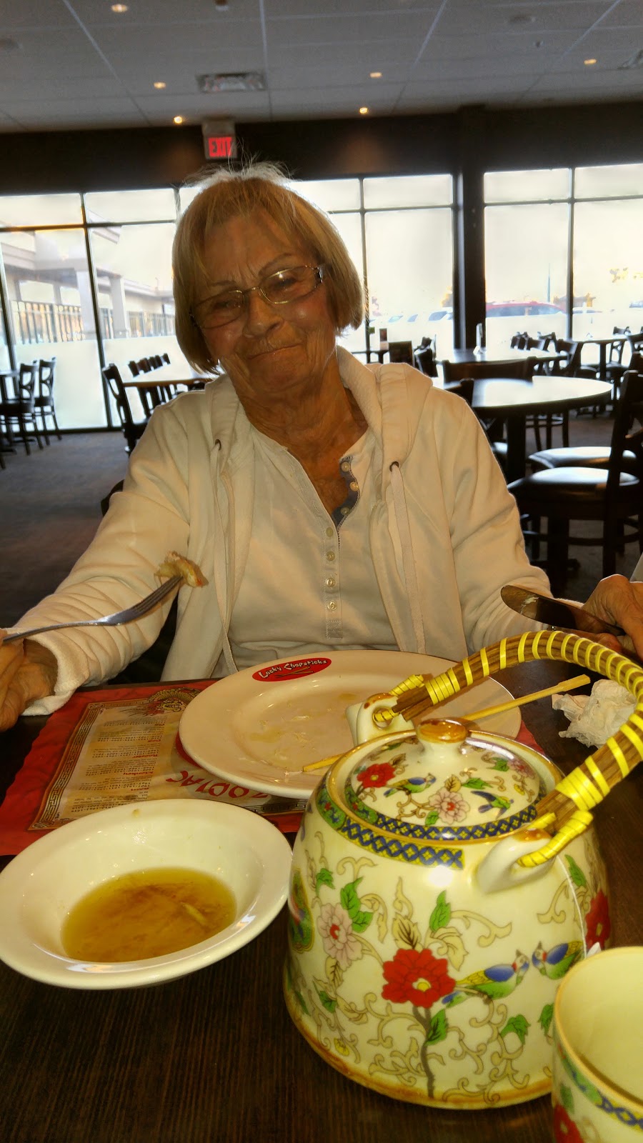 Lucky Chopsticks Chinese Buffet | 313 Main St E #2, Kingsville, ON N9Y 1A7, Canada | Phone: (519) 733-9877