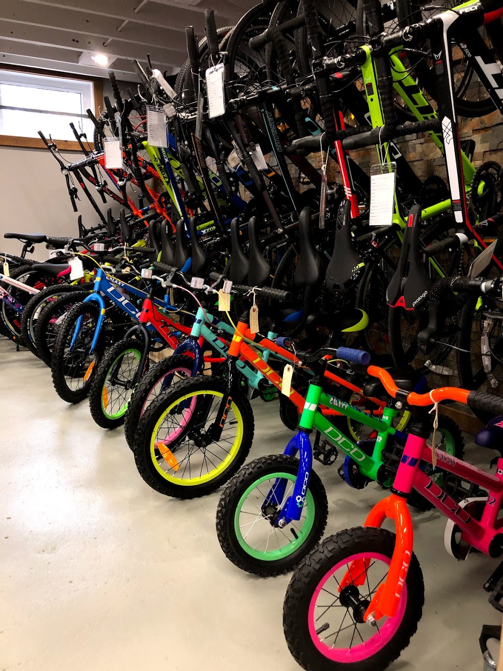 Cyclo LR Sports | 400 Rue Allard, Saint-Donat-de-Montcalm, QC J0T 2C0, Canada | Phone: (819) 419-0305