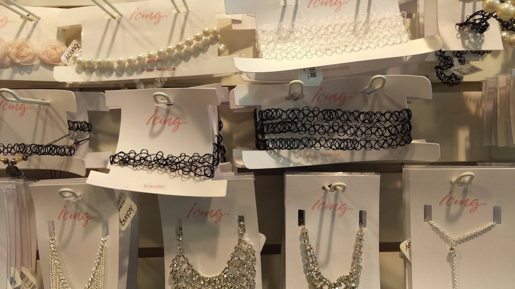 Claires | 999 Upper Wentworth St #172A, Hamilton, ON L9A 4X5, Canada | Phone: (905) 388-9646