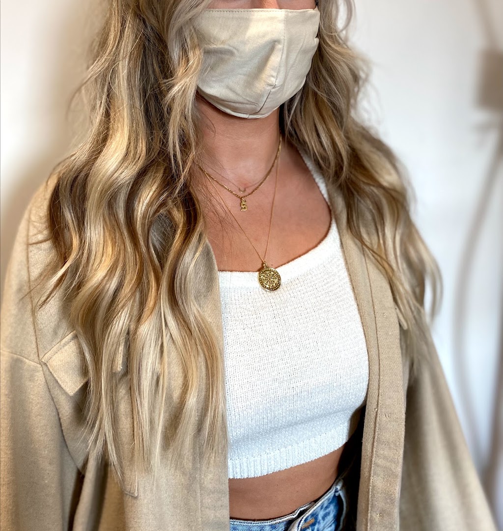 House of Frizz | 119 Starwood Dr, Guelph, ON N1E 7J9, Canada | Phone: (519) 820-4969