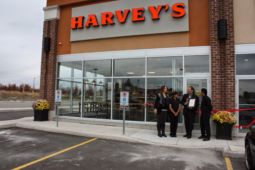 Harveys | restaurant | 7885 McLeod Rd, Niagara Falls, ON L2H 2Y6, Canada | 9053538879 OR +1 905-353-8879