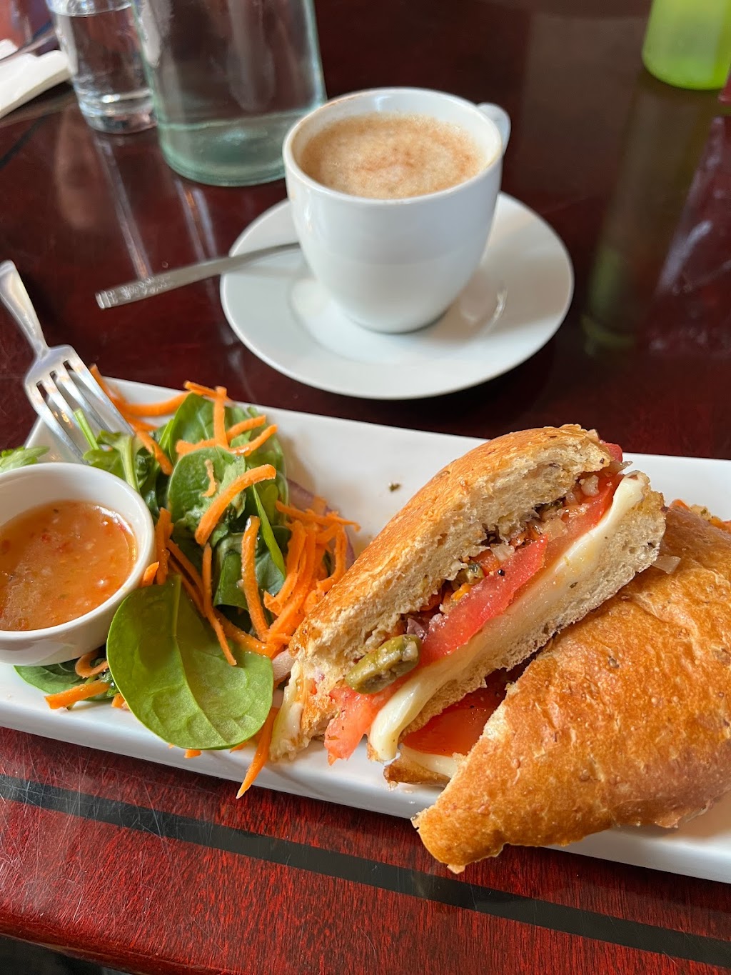 Café De La Tour | 300 Rue Sainte-Anne, Sainte-Anne-de-la-Pérade, QC G0X 2J0, Canada | Phone: (418) 325-1746