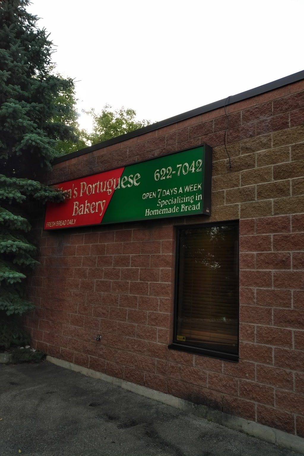 Silvas Portuguese Bakery | Cambridge, ON N1R 8K9, Canada | Phone: (519) 622-7042