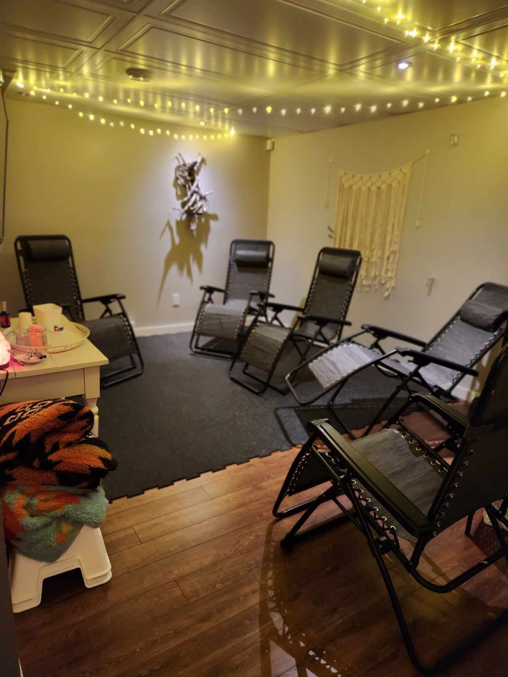 Le Petit Havre | 34 du Soleil, Saint-Hippolyte, QC J8A 3R4, Canada | Phone: (450) 675-3226