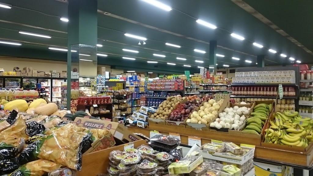 The Esposito Market | 340 Blvd. Marcel-Laurin, Saint-Laurent, QC H4M 2L4, Canada | Phone: (514) 744-4942