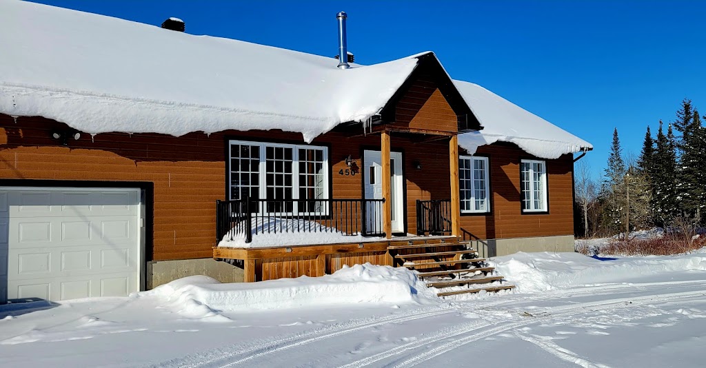 Auberge du Renard | 450 Chem. Robillard, Saint-Zénon, QC J0K 3B0, Canada | Phone: (514) 769-5283