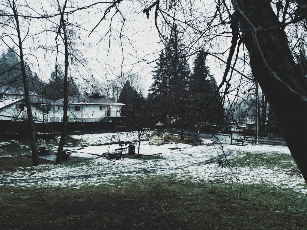 Oakdale Park | 835 North Rd, Coquitlam, BC V3J 1P8, Canada | Phone: (604) 927-3000