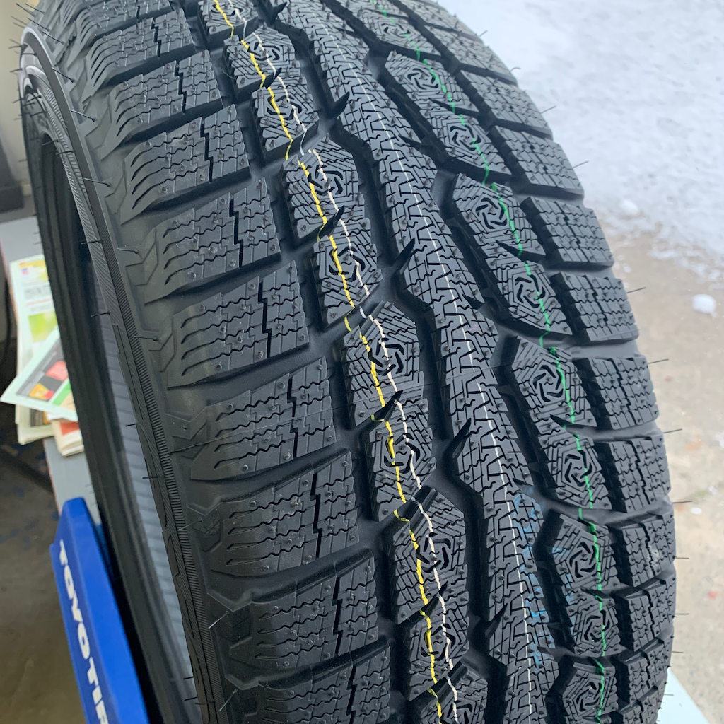 CFL PERFORMANCE | 1290 Rue Principale, Saint-Faustin-Lac-Carré, QC J0T 1J1, Canada | Phone: (819) 688-3030