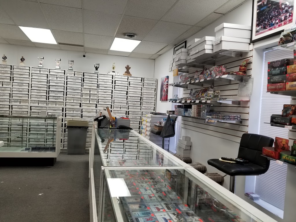 Le Coin De La Carte Sportive | 716 Boulevard Saint-Joseph, Gatineau, QC J8Y 4A8, Canada | Phone: (819) 770-4103
