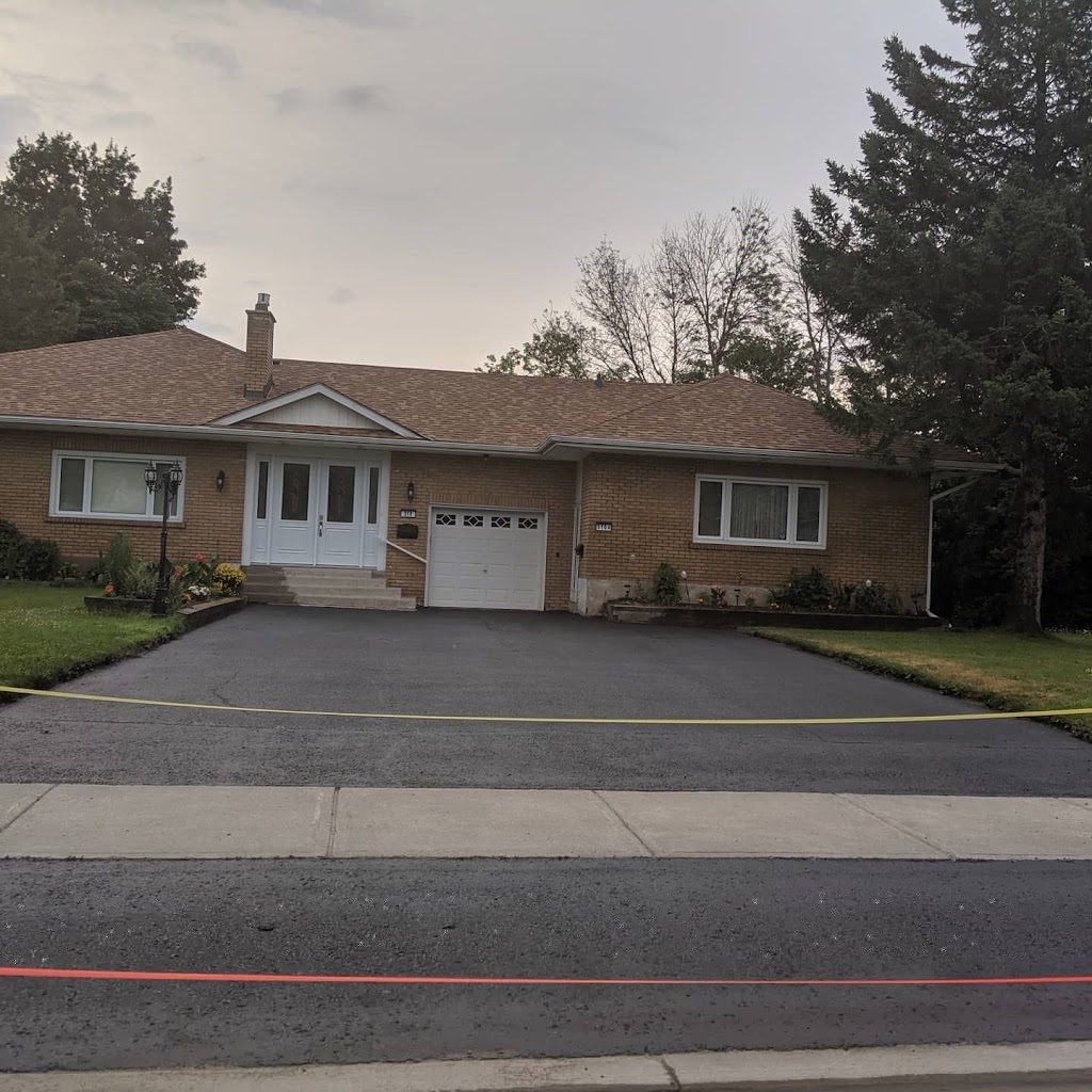 Kawartha driveway sealing | 1750 Redwood Dr, Peterborough, ON K9K 1L8, Canada | Phone: (705) 872-1538