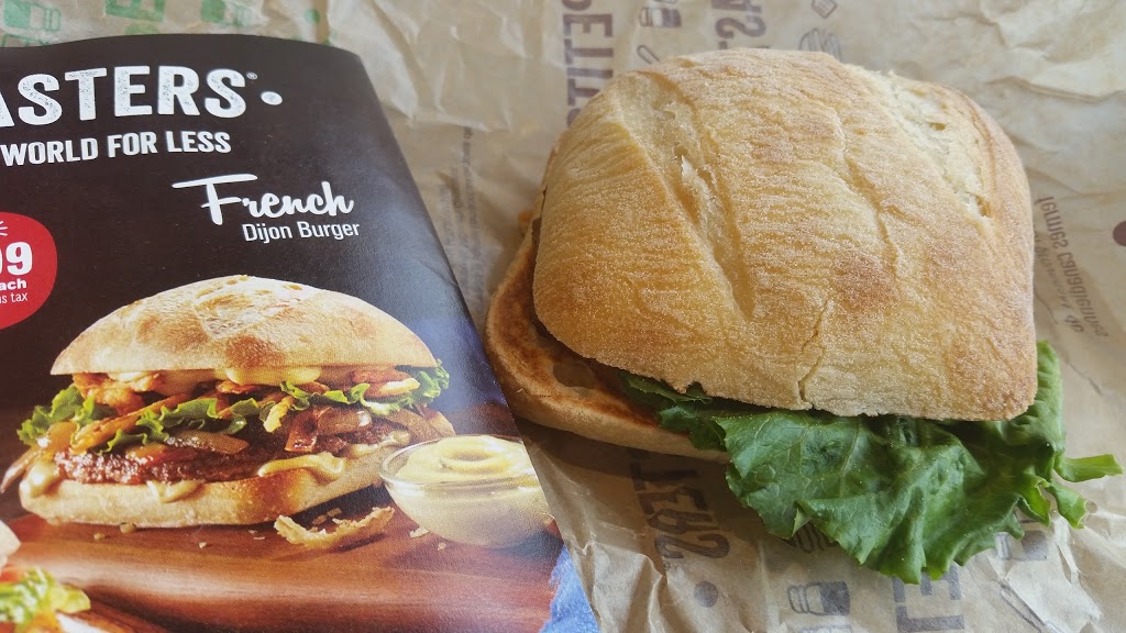 McDonalds | 5995 Mavis Rd, Mississauga, ON L5R 3T7, Canada | Phone: (905) 712-4335
