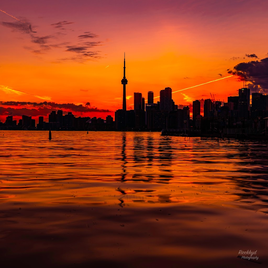 Moments Reimagined | 1513 Upper Middle Rd #4, Burlington, ON L7P 4M5, Canada | Phone: (416) 997-6055