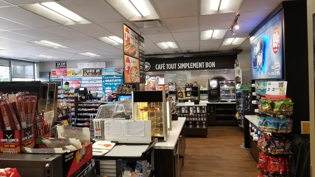 Couche-Tard | 2567 Ave Royale, Quebec City, QC G1C 1S3, Canada | Phone: (418) 667-9922