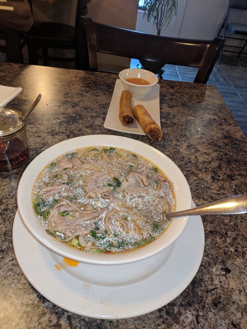 Pho Tin Tin Restaurant | 201 Fourth St, Nanaimo, BC V9R 1T3, Canada | Phone: (250) 591-6490