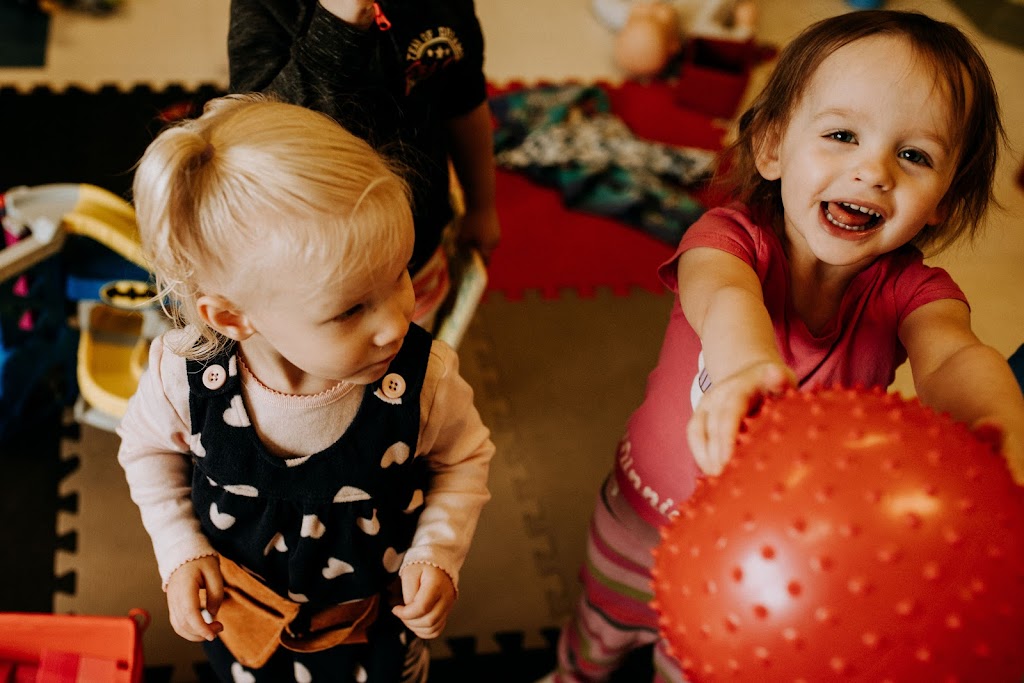 Kidsbury Daycare Ltd. | 1703 20 Ave, Didsbury, AB T0M 0W0, Canada | Phone: (403) 335-3228