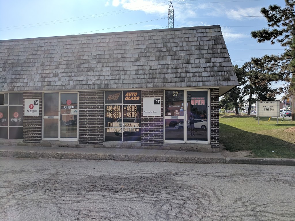 Flash Auto Glass | 45 Brisbane Rd, North York, ON M3J 2K1, Canada | Phone: (416) 661-4909
