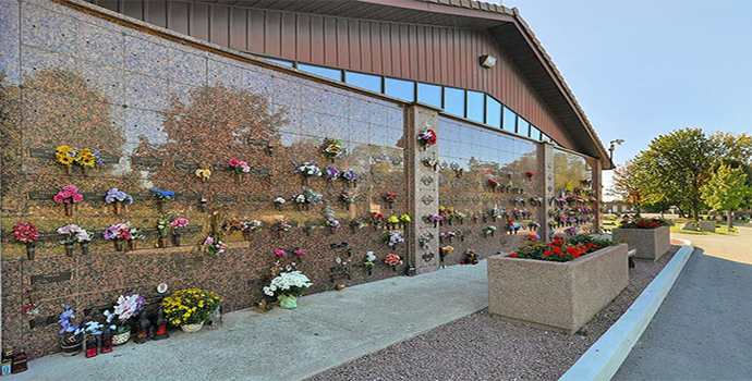St Johns Dixie Cemetery & Crematorium | 737 Dundas St E, Mississauga, ON L4Y 2B5, Canada | Phone: (905) 566-9403