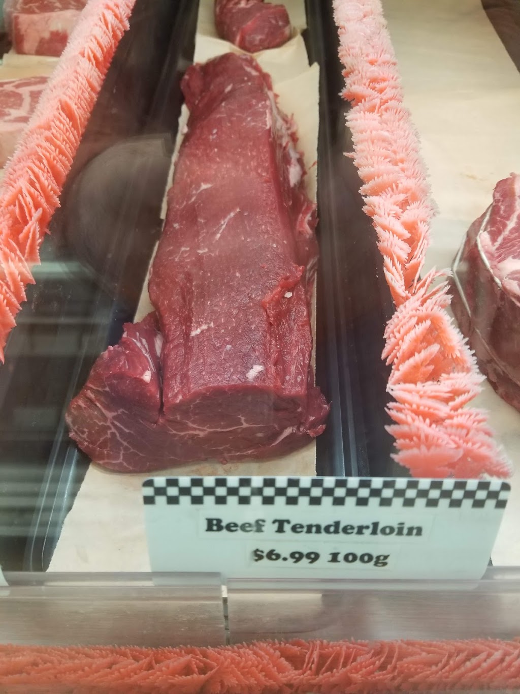 Slaters First Class Meats | 2577 Cadboro Bay Rd, Victoria, BC V8R 5J1, Canada | Phone: (250) 592-0823
