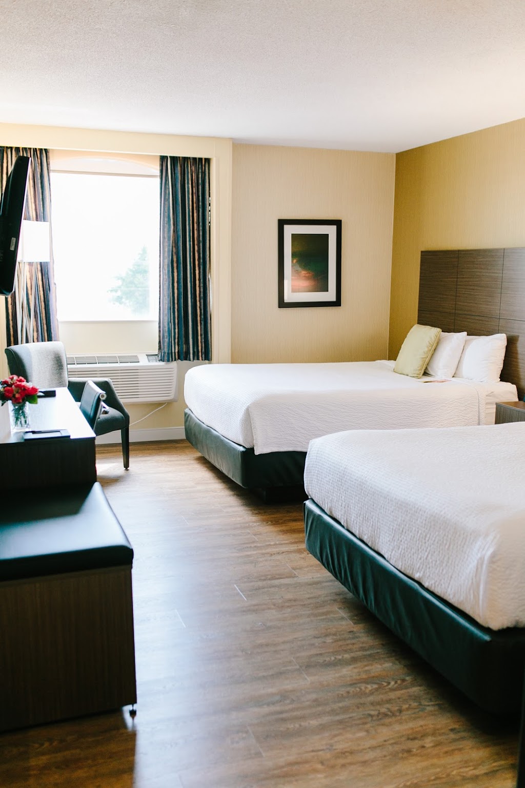 Victoria Inn Hotel & Convention Centre | 1808 Wellington Ave, Winnipeg, MB R3H 0G3, Canada | Phone: (204) 786-4801