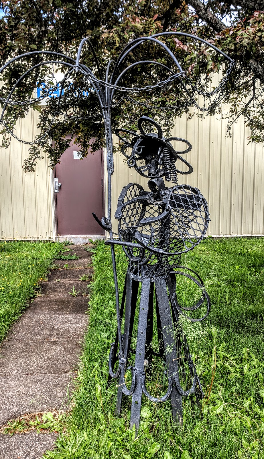 PARRSBOROS FLORAL DESIGN | 206 Main St, Parrsboro, NS B0M 1S0, Canada | Phone: (902) 254-2301