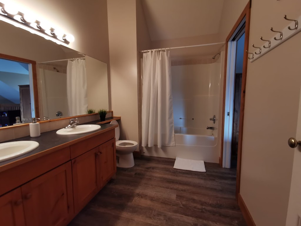 Kimberley Accommodations | 300 Stemwinder Dr #110, Kimberley, BC V1A 3E9, Canada | Phone: (780) 239-0706