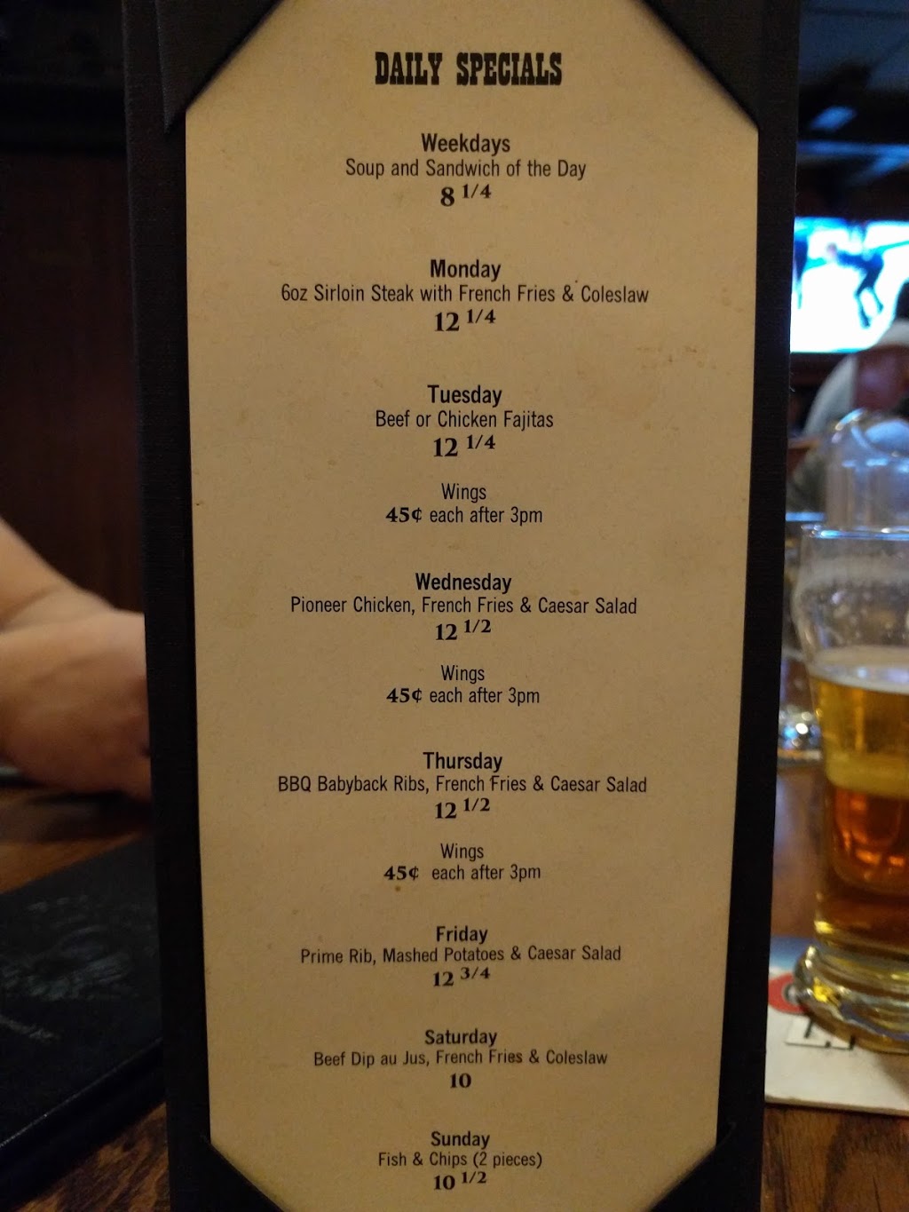 Pioneers Pub | 10111 No. 3 Rd #200, Richmond, BC V7A 1W6, Canada | Phone: (604) 271-6611