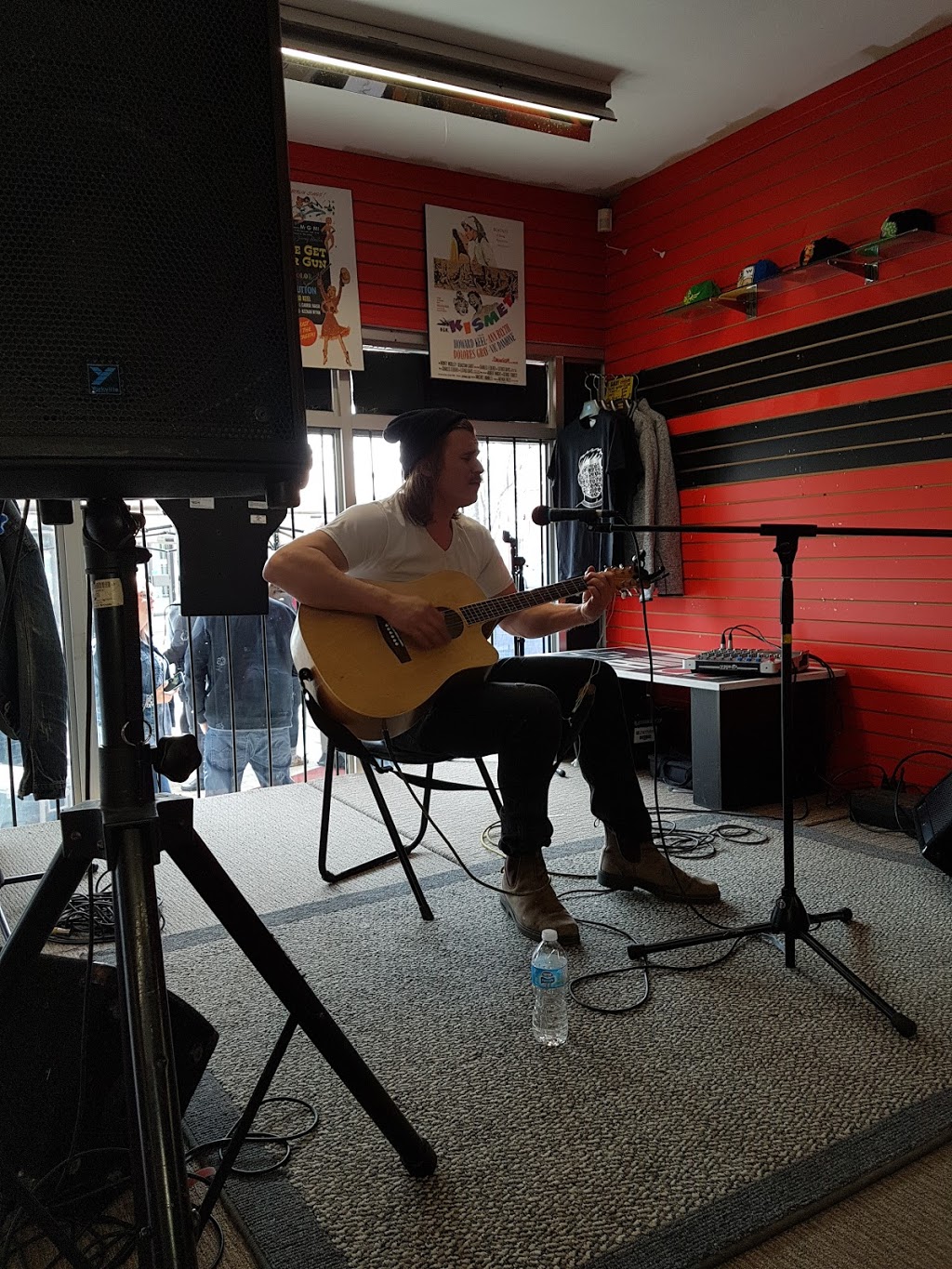 The Record Works | 399 Dundas St, Woodstock, ON N4S 1B8, Canada | Phone: (519) 539-7707