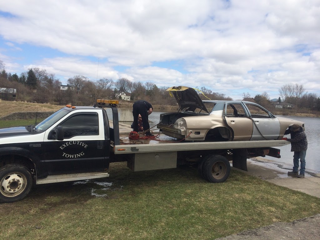 Executive Towing | 1656 10th Side Rd, Tottenham, ON L0G 1W0, Canada | Phone: (905) 953-6162