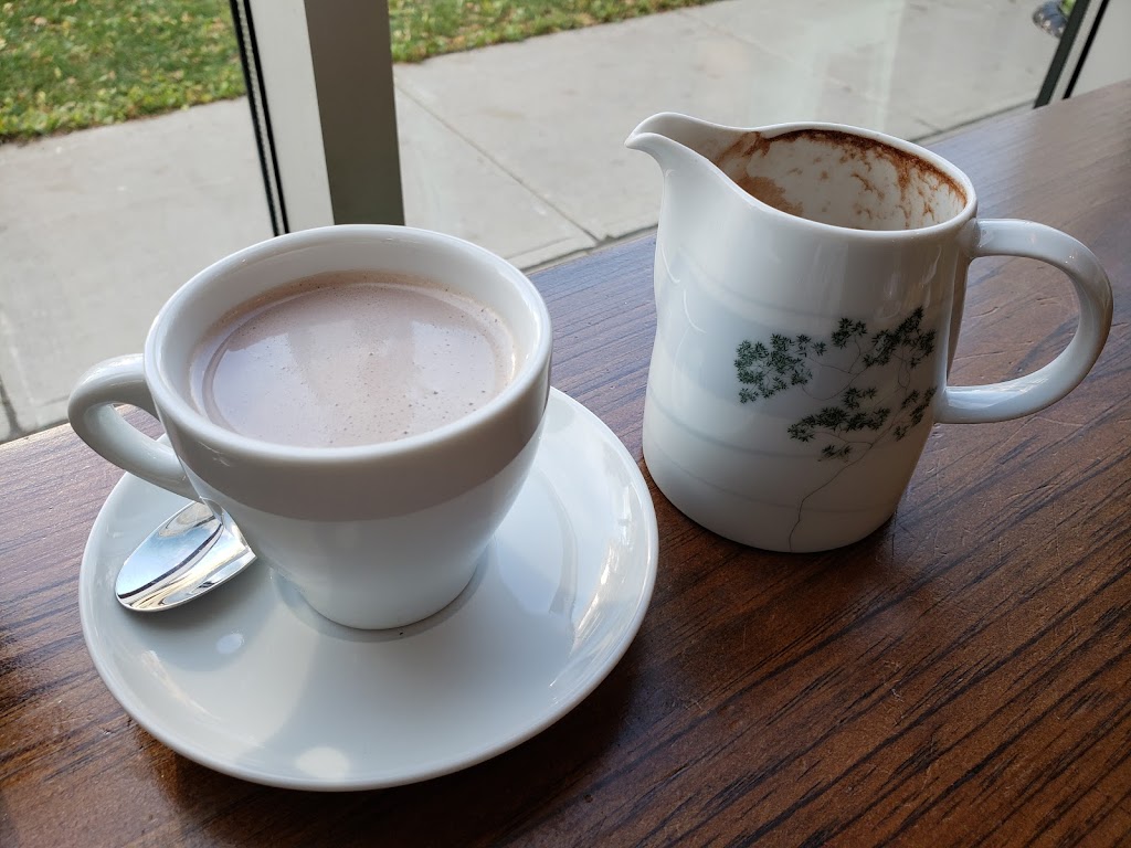 Café Chiado28 | 1404 Rue Beaubien E, Montréal, QC H2G 1K9, Canada | Phone: (514) 274-2228