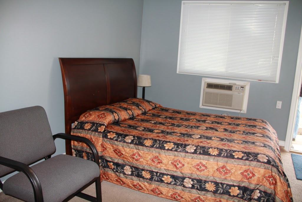Bluebird Motel | lodging | 4001 48 Ave, Innisfail, AB T4G 1J6, Canada | 4032273334 OR +1 403-227-3334