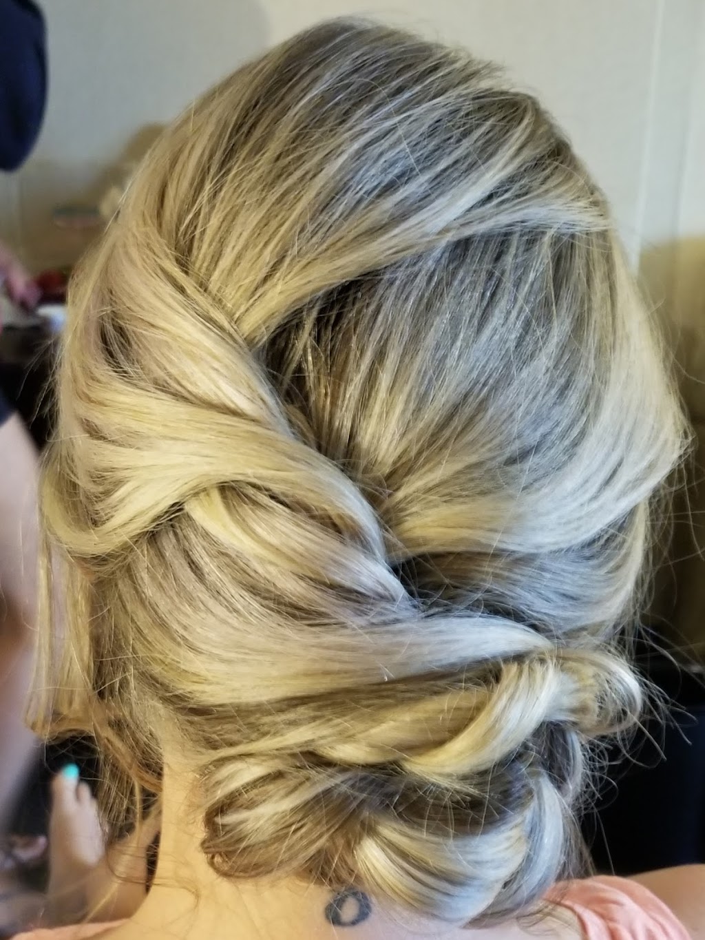 Cassandra Prince Hair Artist | 112 Woodlawn Rd #205, Dartmouth, NS B2Y 2B4, Canada | Phone: (902) 266-8306