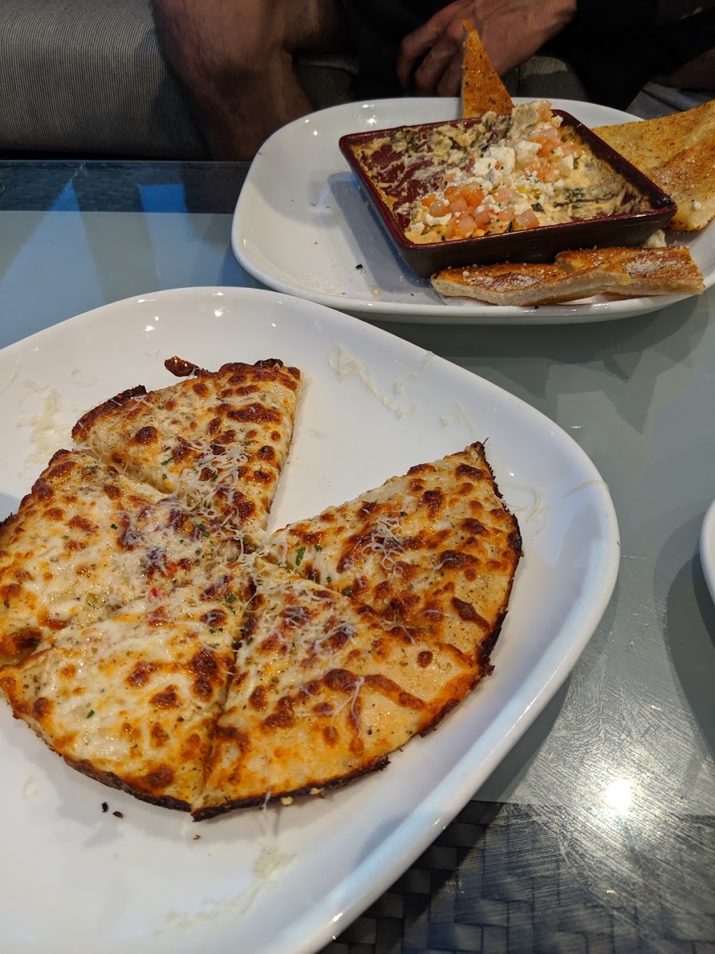 Boston Pizza | 447 Cundles Rd E, Barrie, ON L4M 0J7, Canada | Phone: (705) 797-0550