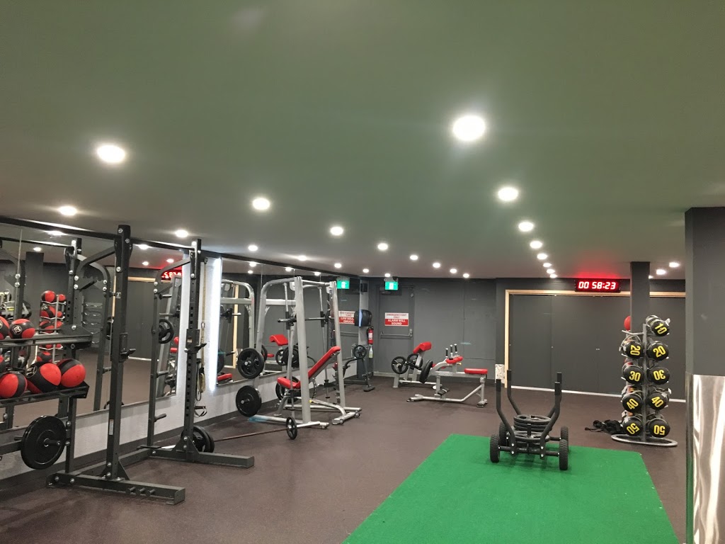 Vive Fitness 24/7 Truscott Mississauga | 2425 Truscott Dr, Mississauga, ON L5J 2B4, Canada | Phone: (905) 916-8483