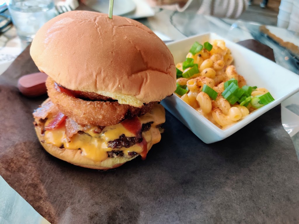 The Grist - Craft Kitchen & Brewery | 78 Four Mile Creek Rd, Niagara-on-the-Lake, ON L0S 1P0, Canada | Phone: (289) 296-9199