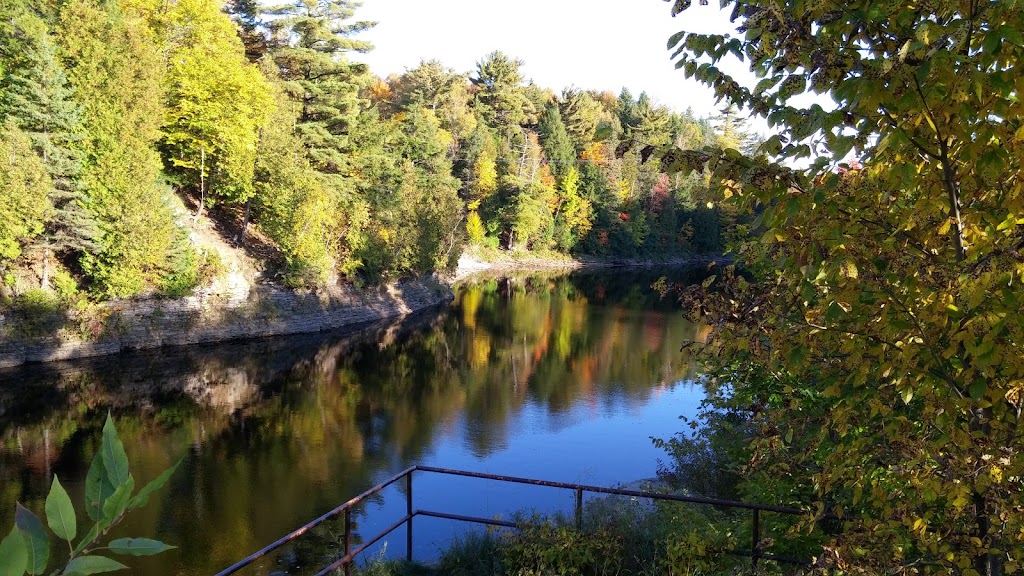 Centre de massothérapie et Pilates OKM Séverine Tasiaux | 95 Rue des Dunes, Boischatel, QC G0A 1H0, Canada | Phone: (418) 573-8826