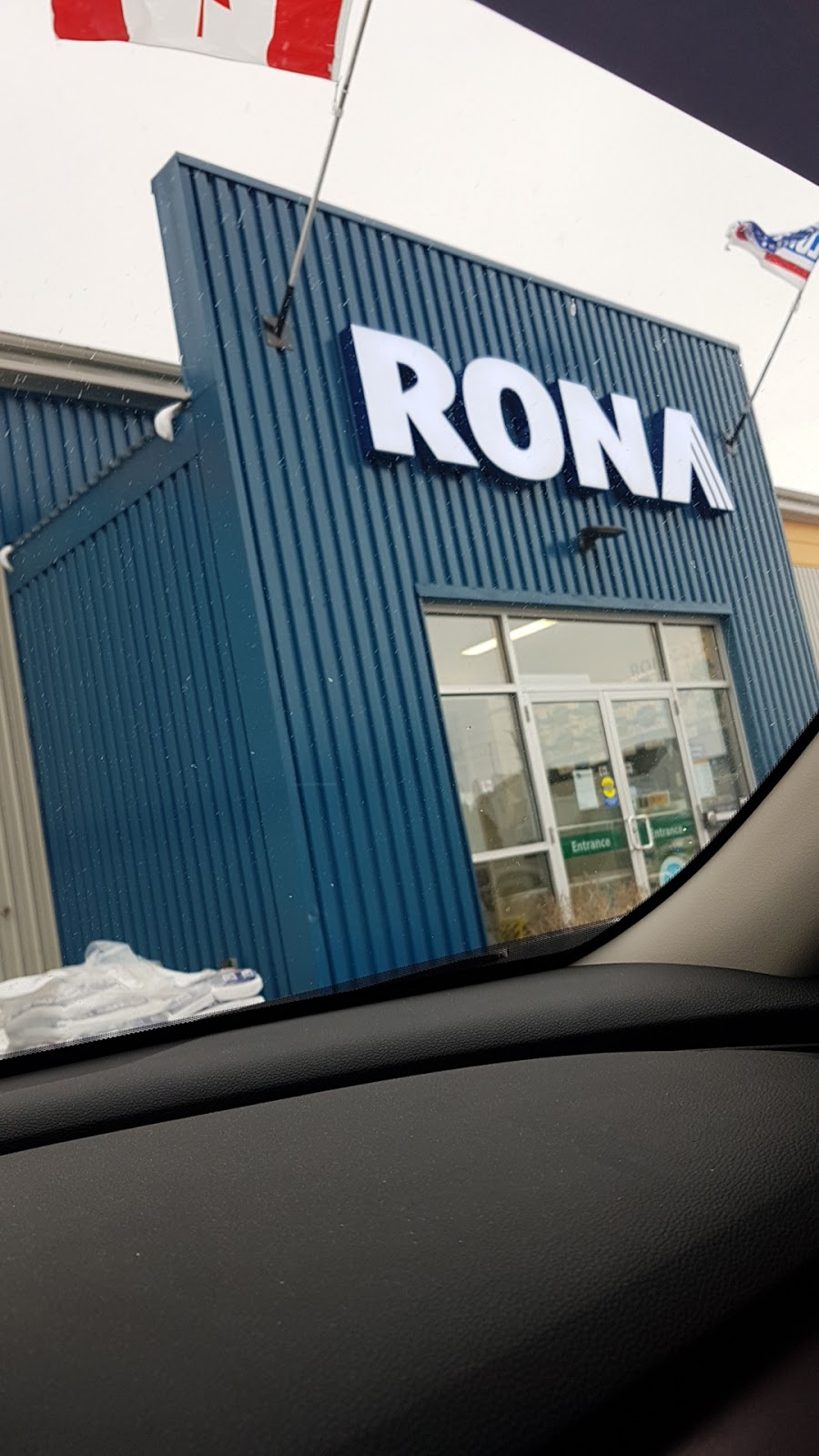 RONA Moffatt & Powell / Tillsonburg | 268 Tillson Ave, Tillsonburg, ON N4G 3B5, Canada | Phone: (519) 842-4201