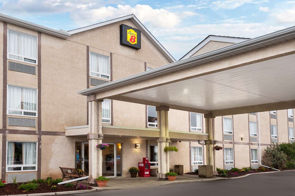 Super 8 by Wyndham Airdrie AB | 815 East Lake Blvd NE, Airdrie, AB T4A 2G4, Canada | Phone: (403) 948-4188