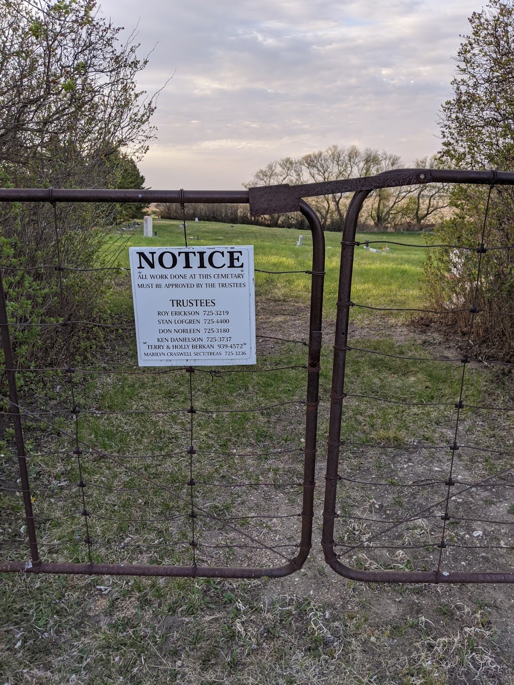 East Mount Cemetary | Unnamed Road, Earl Grey, SK S0G 1J0, Canada | Phone: (306) 725-3219