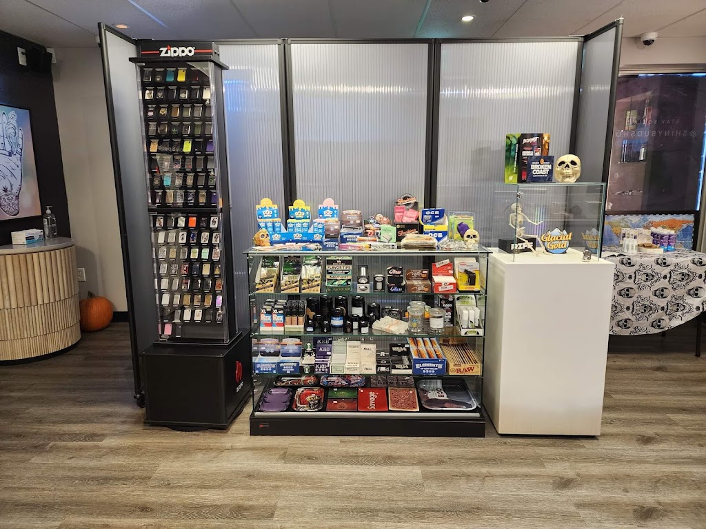 ShinyBud Cannabis Co. 308 North Front St | 308 N Front St Unit 101, Belleville, ON K8P 3C4, Canada | Phone: (613) 779-7475