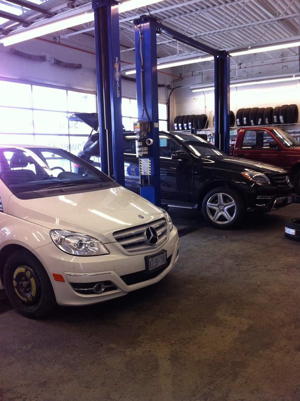 Trafalgar Tire Sales Major Tire Brands & Services | 350 Iroquois Shore Rd, Oakville, ON L6H 1M4, Canada | Phone: (905) 901-1897