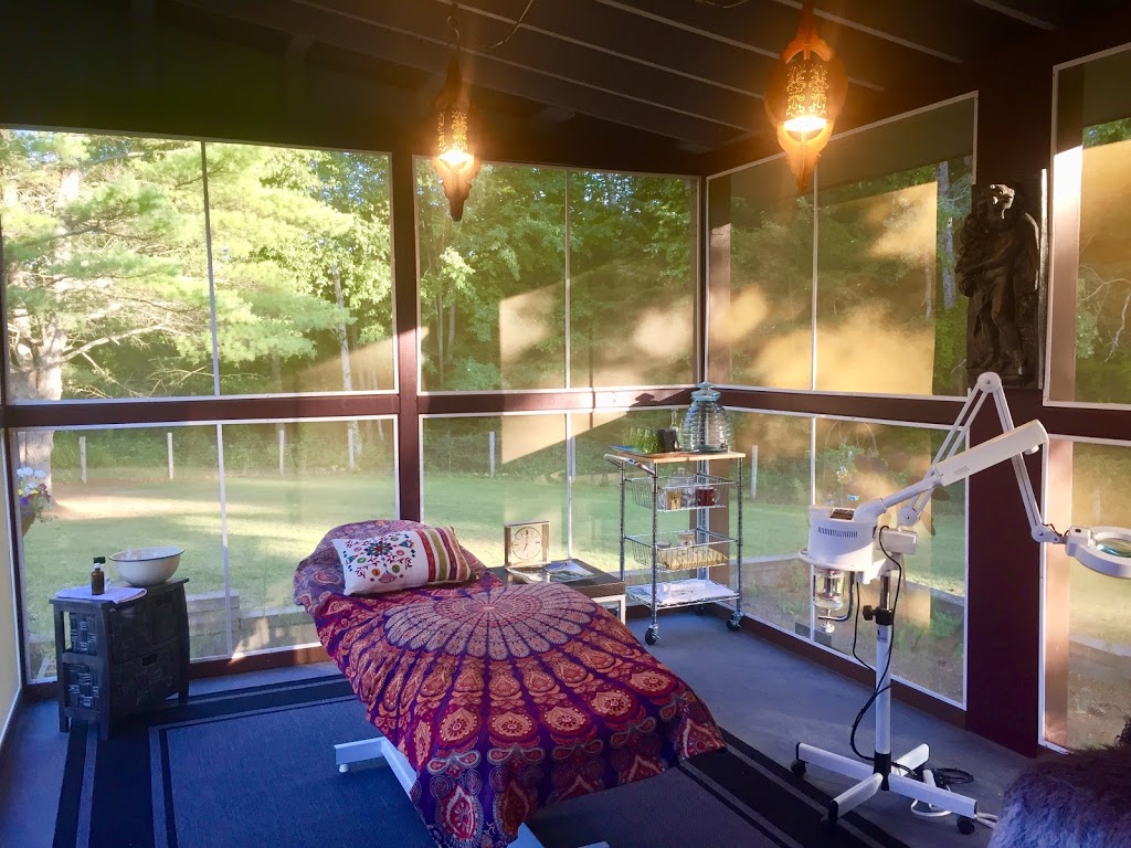 Silky Touch Organic Spa | 3879 Highland Rd, Arnprior, ON K7S 3G9, Canada | Phone: (613) 623-0474
