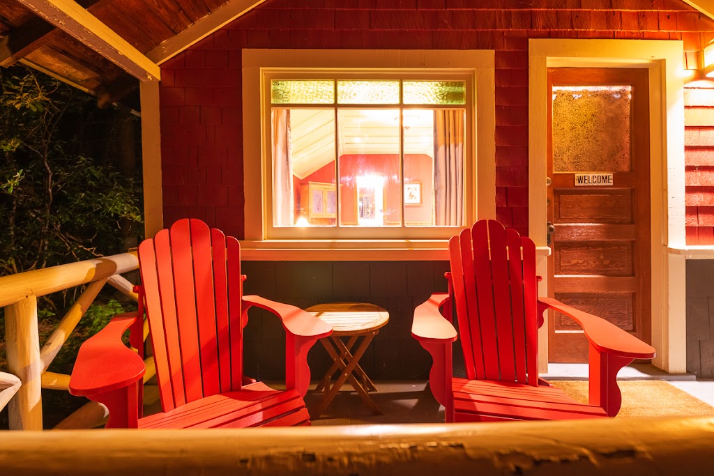Johnston Canyon Lodge & Bungalows | AB-1A, Banff, AB T1L 1A9, Canada | Phone: (403) 762-2971